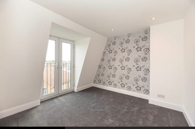 Bright Double Room – SW17 (Earlsfield)  Main Photo