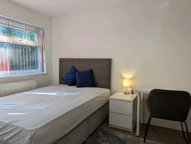 🎉Amazing Modern All En-Suite 6-Bed House 😎 Main Photo