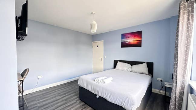 Room Available: Large Double Room – £900 PCM Main Photo
