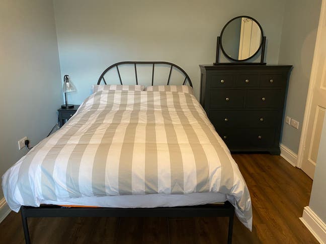 Double Bedroom with Ensuite *Just Reduced * Main Photo