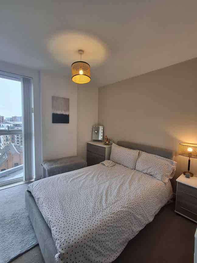 Double Room w Private Bath Main Photo