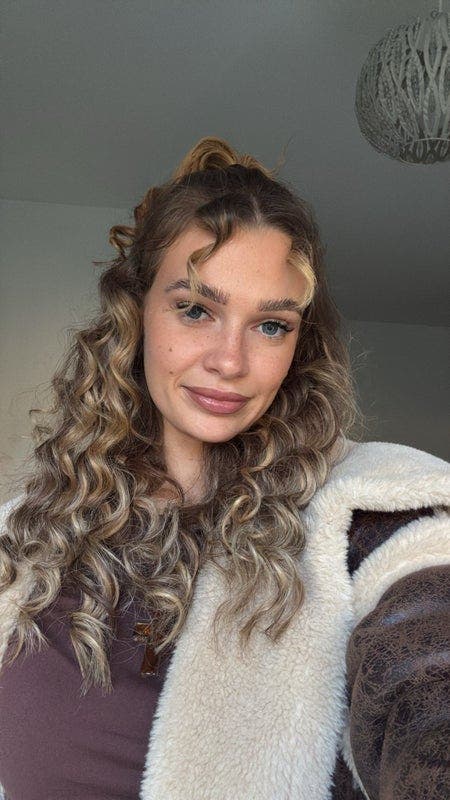 Looking for a double room!  Main Photo