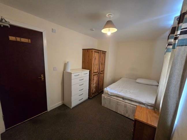 Sowerby Bridge Quality Double Rooms Main Photo
