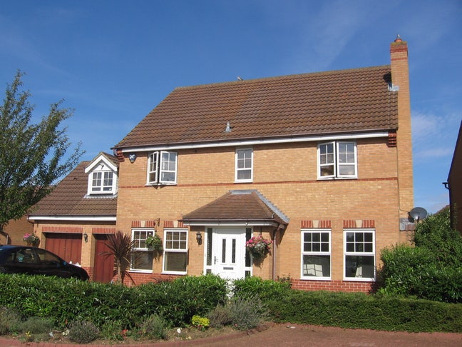 Lovely Double Room in Emerson Valley Main Photo