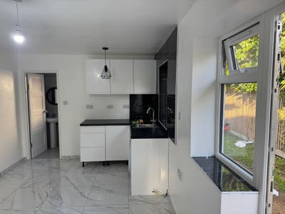 Modern One bed Flat (Inc Bills) SINGLE preferred  Main Photo