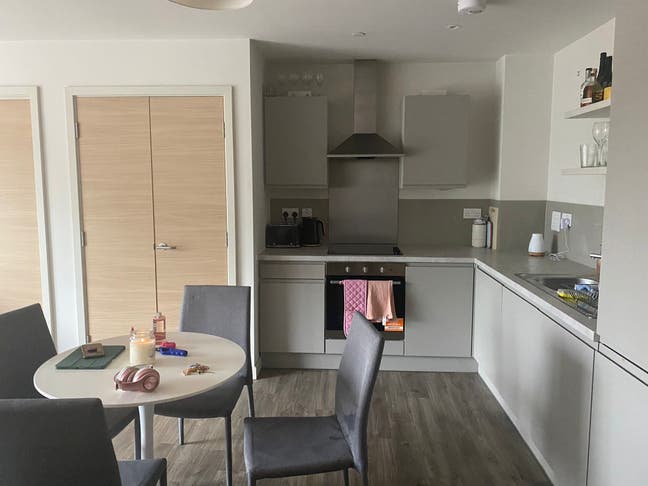 🏡 Double Room with Ensuite Available 🛁✨ Main Photo