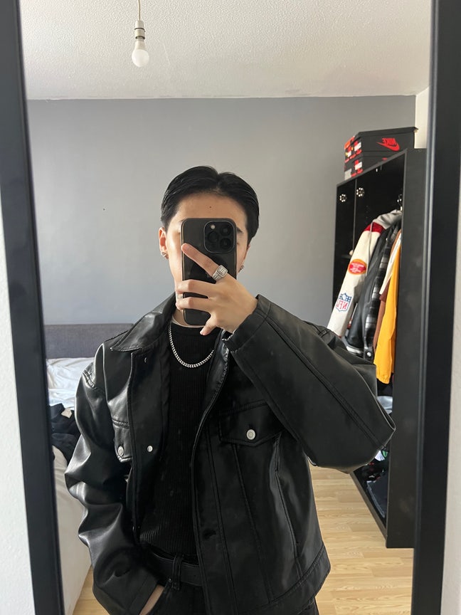 Looking for a Modern 1Bed Apartment  Main Photo