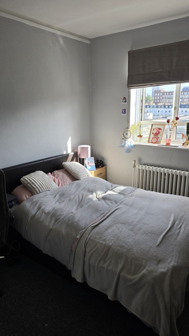 Spacious Double Room & Large Single Room in Pimlio Main Photo