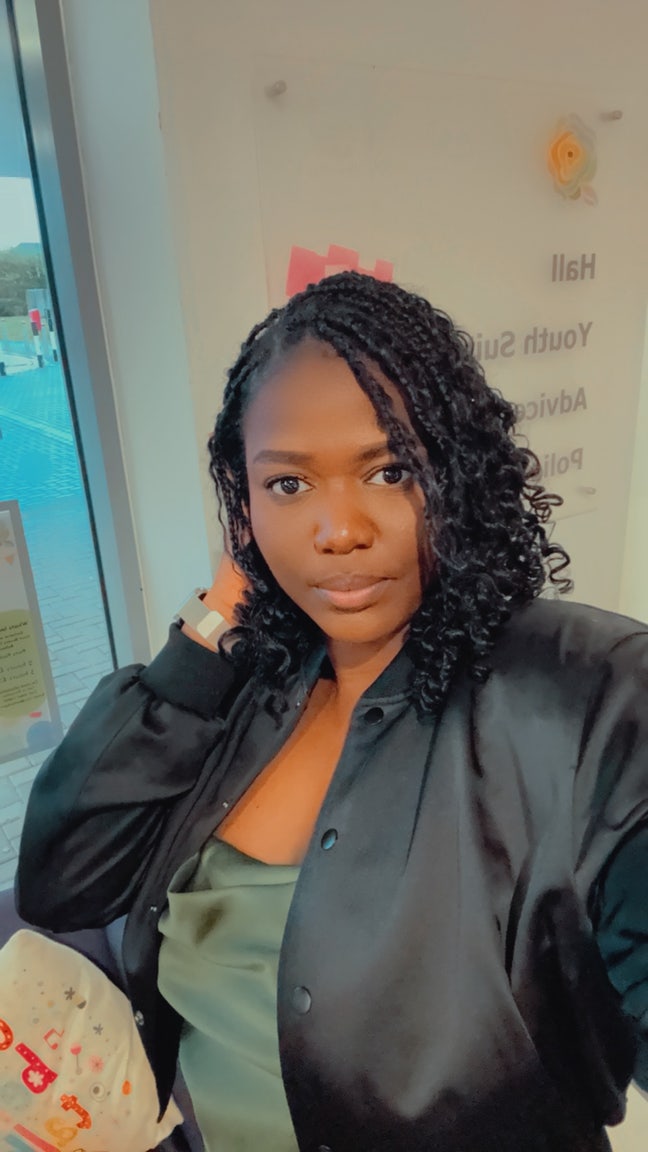 24 year old Female seeks a flatmate for a 2 bed Main Photo