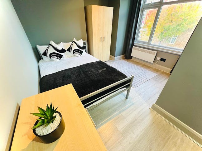 🏡 Ensuite Room Available in Harlesden Main Photo
