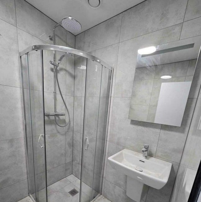 Double Room - at  St. James Street BN2 Main Photo