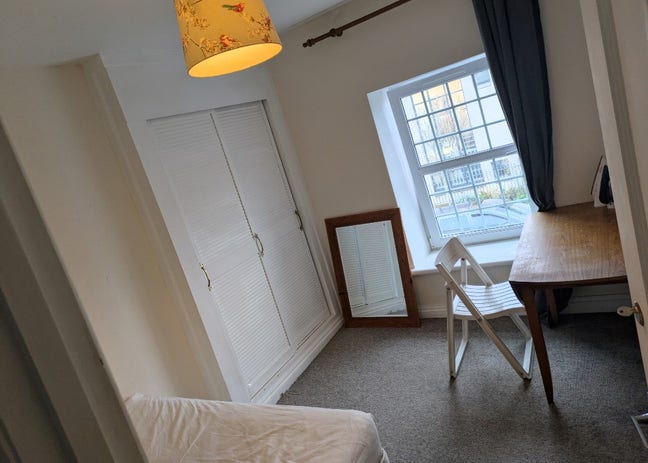 Double room in TRURO centre  Main Photo