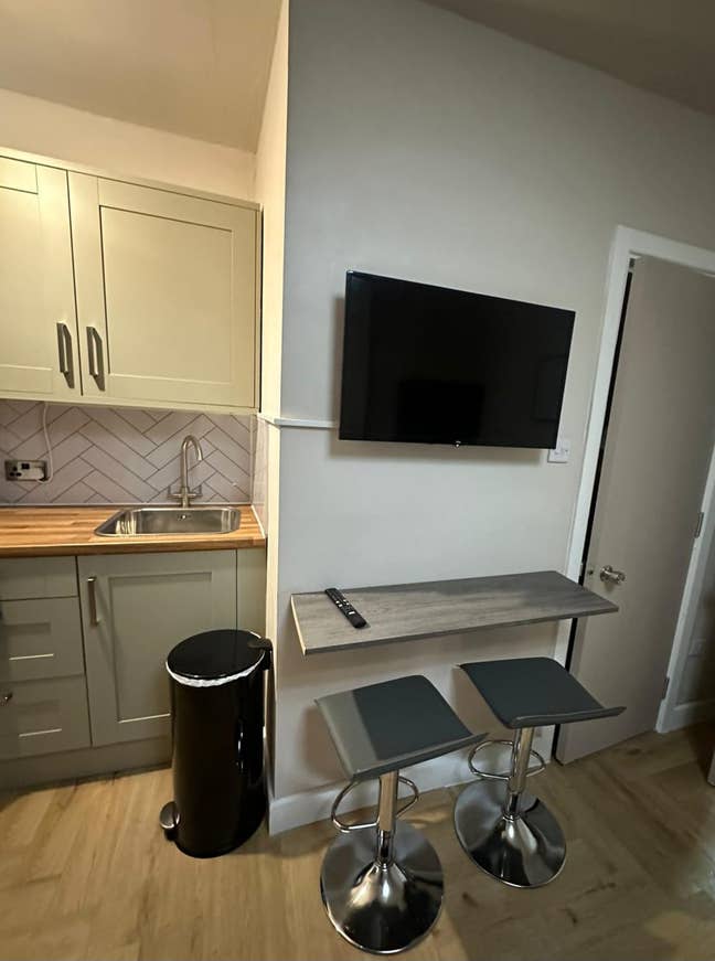 Stunning  Studio flat in Camden Town  Main Photo
