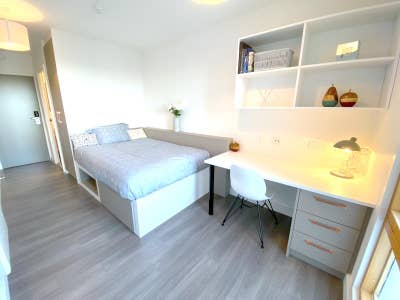 Replacement Tenant Please!! Main Photo