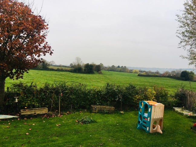 Country house, spacious & quiet  Main Photo