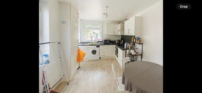 Large Double  rm-1 min walk to tube station Main Photo