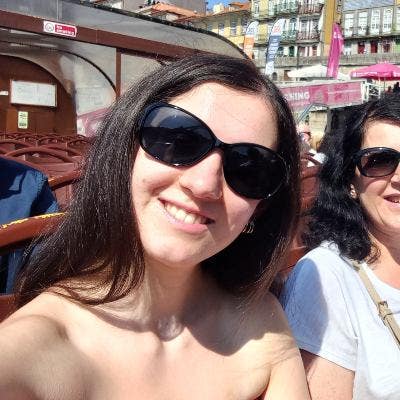 Friendly professional looking for room in London Main Photo