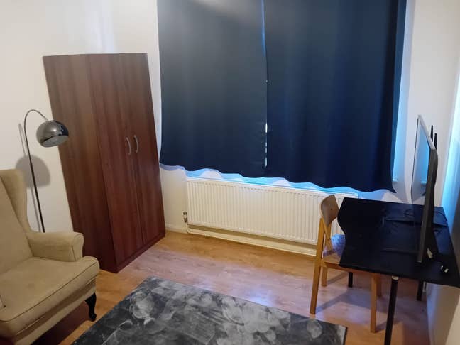 Double room to rent for one person Main Photo