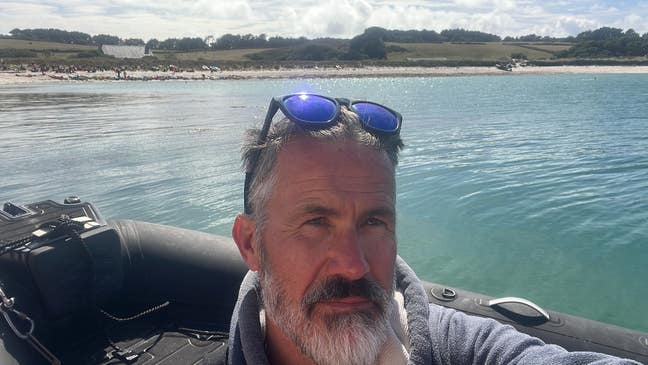 mid-50's guy in need of a room Main Photo