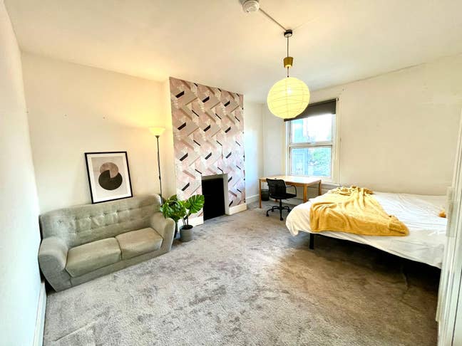 XXL Panoramic Room near Jubilee Line Main Photo