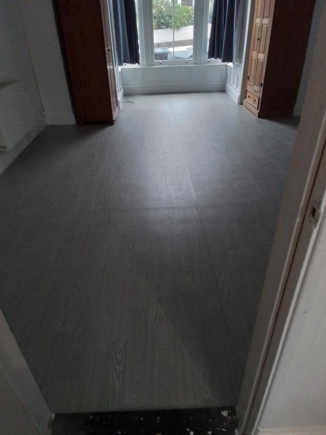Large One Bed fully refurbished new shower kitchen Main Photo