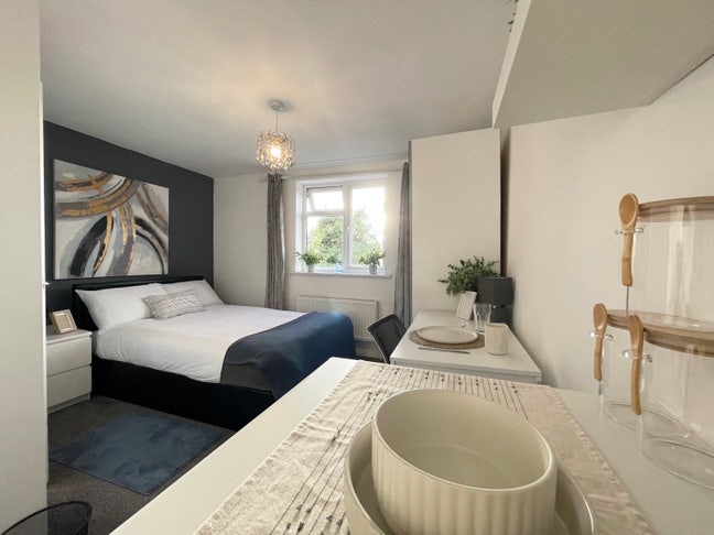 ✨Lux Double En-Suite Room with Fridge - All Bills Main Photo