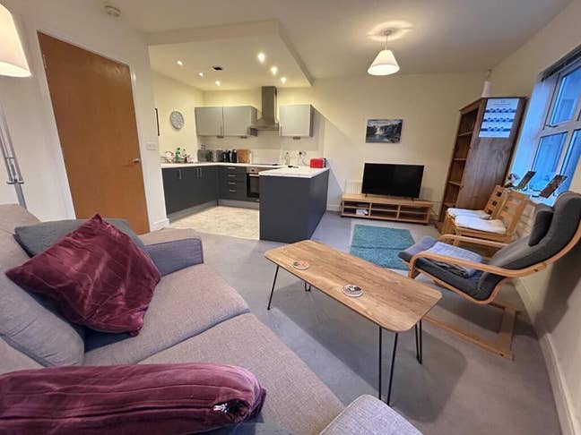 Didsbury Penthouse | 2Bed/2Bath | Parking inc. Main Photo