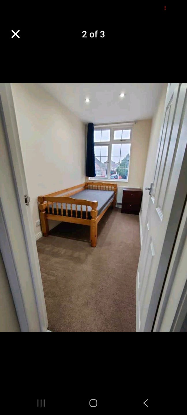 Single Bedroom Main Photo