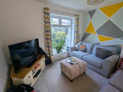 Large Double Room In Whipton  Main Photo