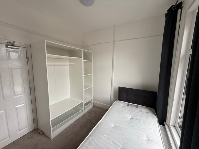 Professional Executive Rooms in Chorlton  Main Photo
