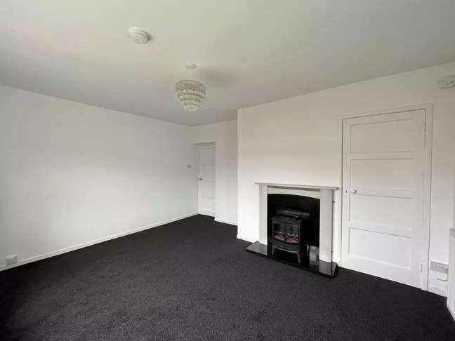 2 bedroom flat in Dumfries  Main Photo