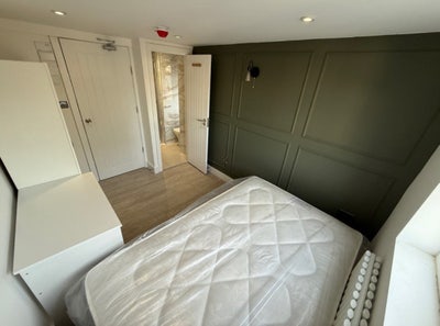  Ensuite big Room LU2 🏡  Main Photo