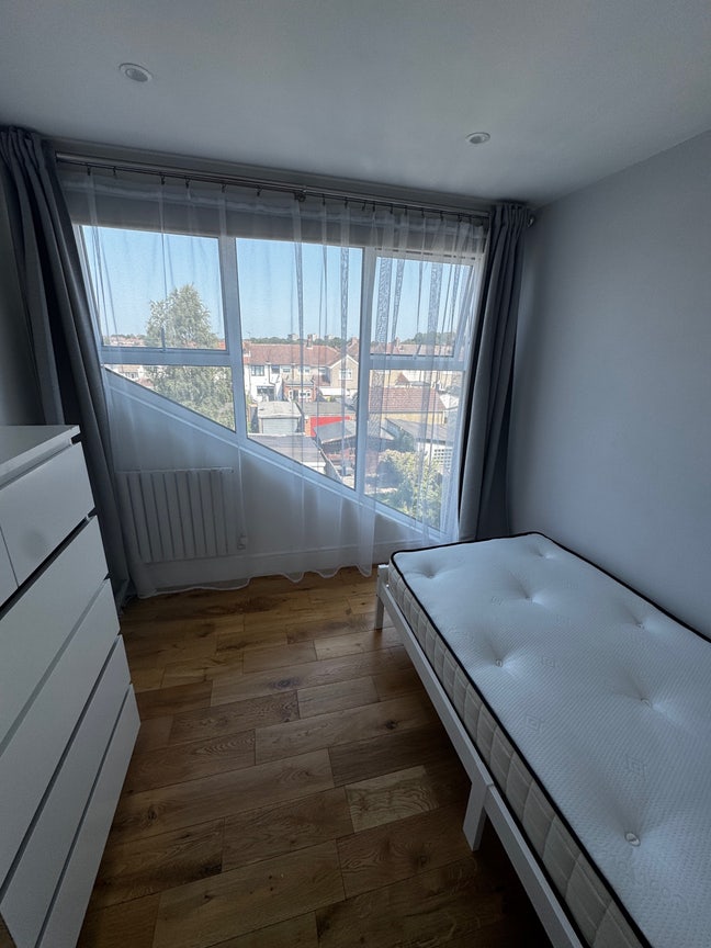 Single room to rent - Great location and transport Main Photo