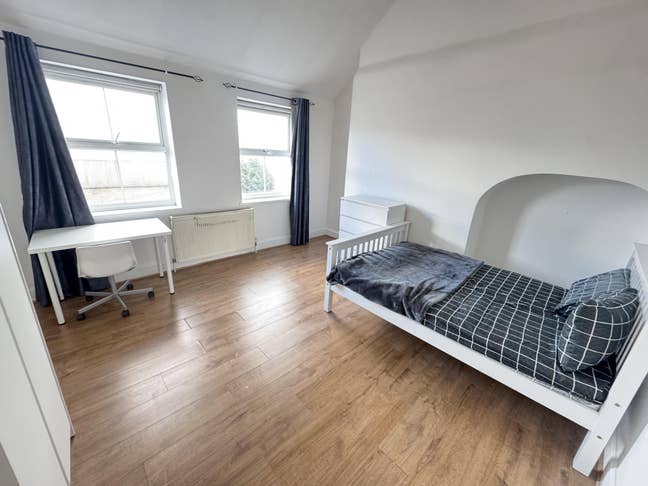 Live in the Heart of London Available now!! Main Photo