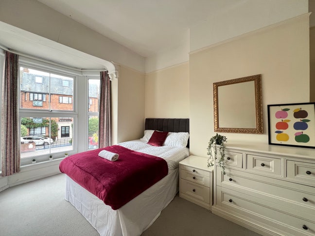 Southsea Rooms ⭐ No Deposit - Going Fast! 🔥 Main Photo