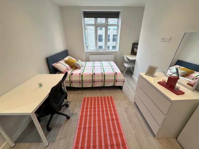 Last minute-Available TODAY-2 fabulous rooms-Angel Main Photo