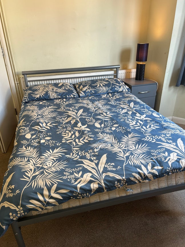 Large and spacious Double Room  Main Photo