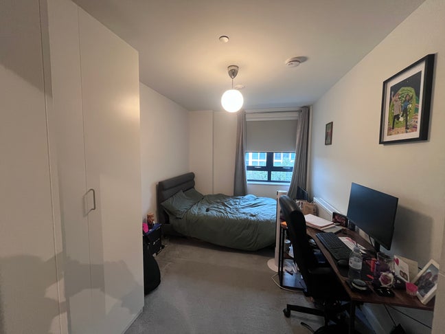 Double bedroom for rent in Park Royal new builds. Main Photo