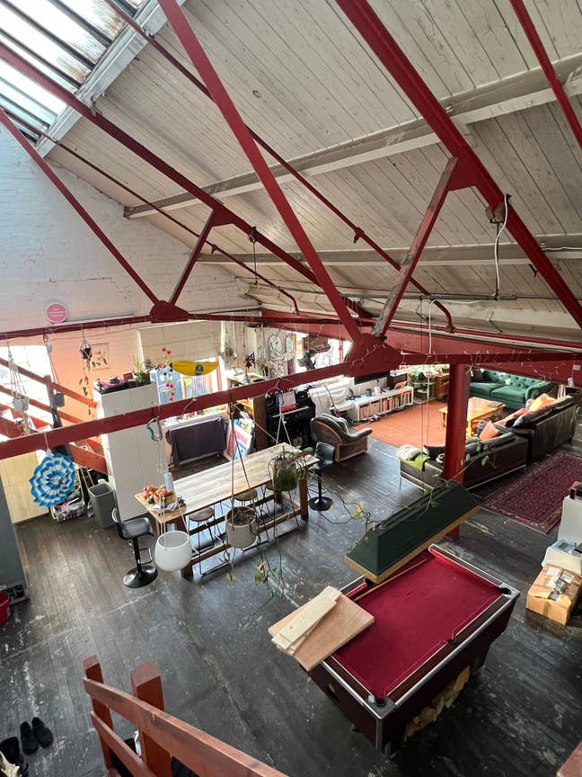2 Bedrooms in our gorgeous warehouse Main Photo