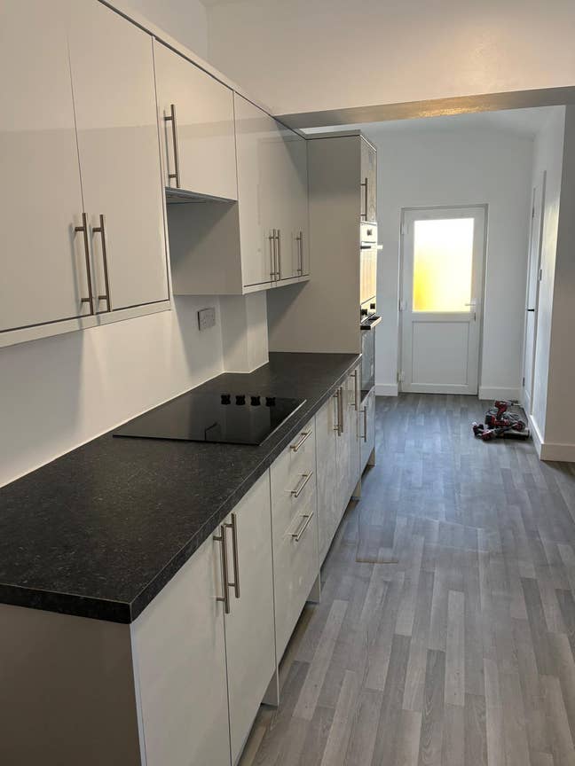 6 room house share Main Photo