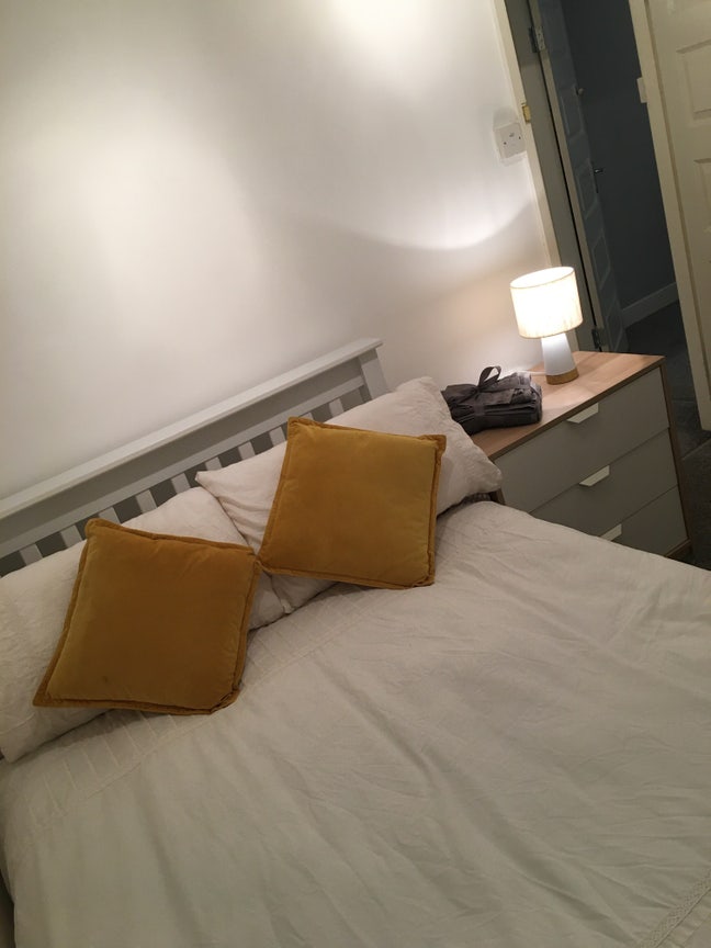 Ravenhill Road, double room in 2 bedroom Main Photo