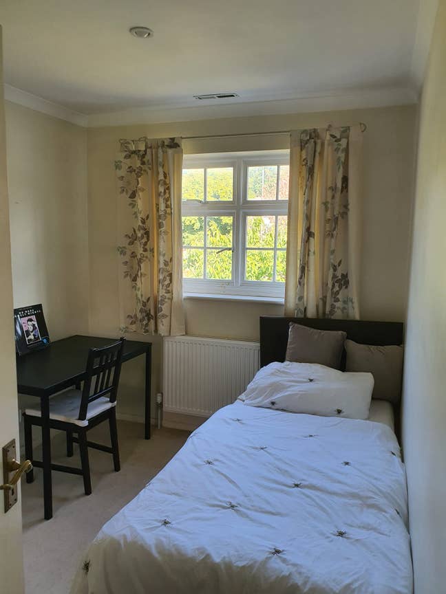 Safe single Room close to Orpington station  Main Photo