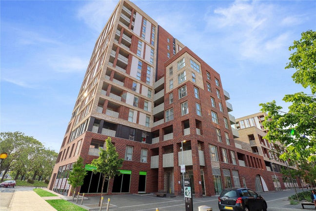 Modern 2-Bed Flat, 5 Mins to Elizabeth Line Main Photo