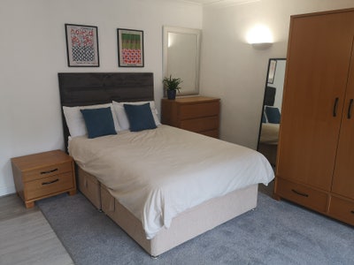 Large self contained Room with Kitchenette and Ens Main Photo