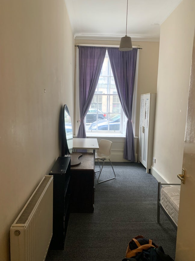 A room by Bristol square - available 20th October Main Photo