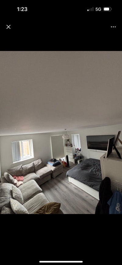 2 Doubles Fantastic Location & Amenities Bills Inc Main Photo