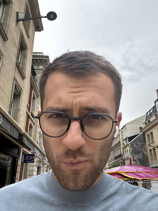 French international student seeking a room ! Main Photo