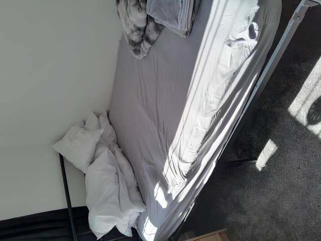 Small Room Main Photo