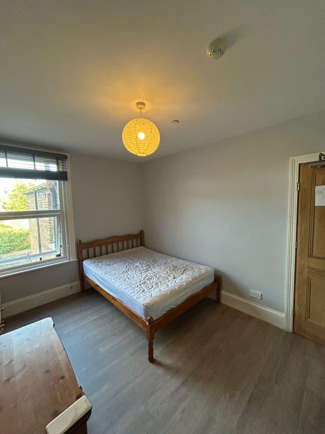 Central Watford Main Photo