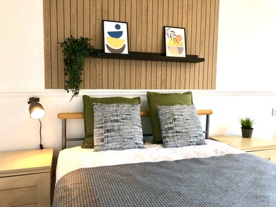 Professionals | Refurbished | Weekly Cleaner Main Photo